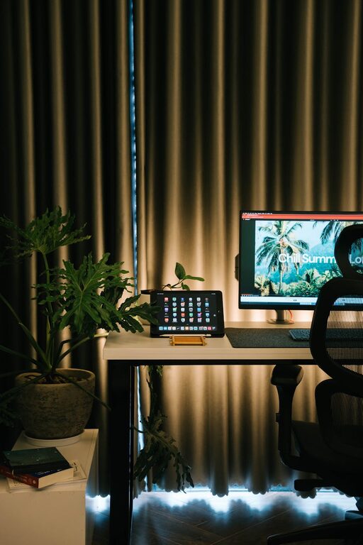 Tips for Creating a Relaxing Home Office Environment